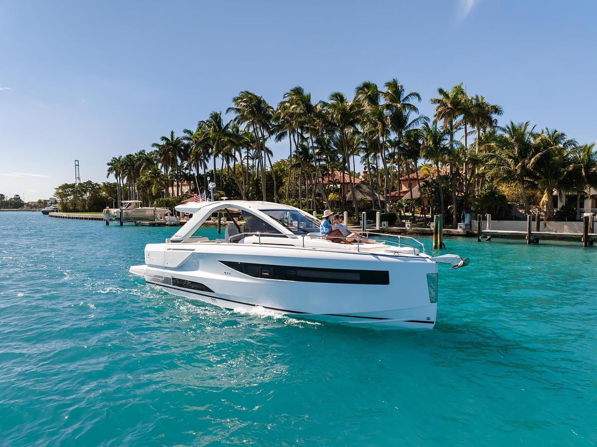 2026 Jeanneau DB/37 OB