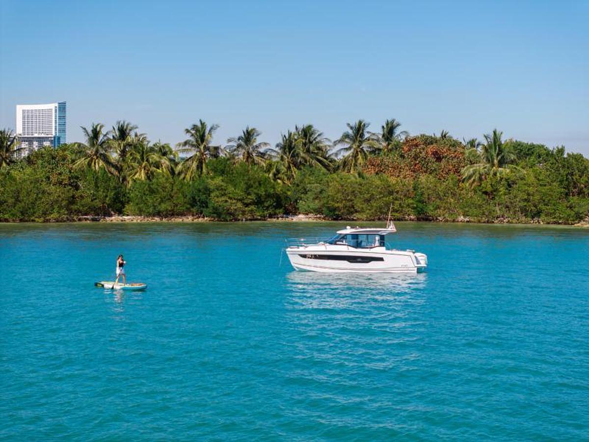 2026 Jeanneau NC 895 S2