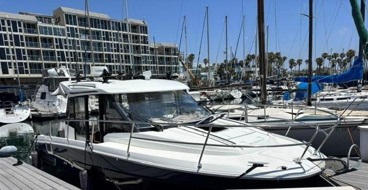 Used 2019 Jeanneau NC895 Offshore