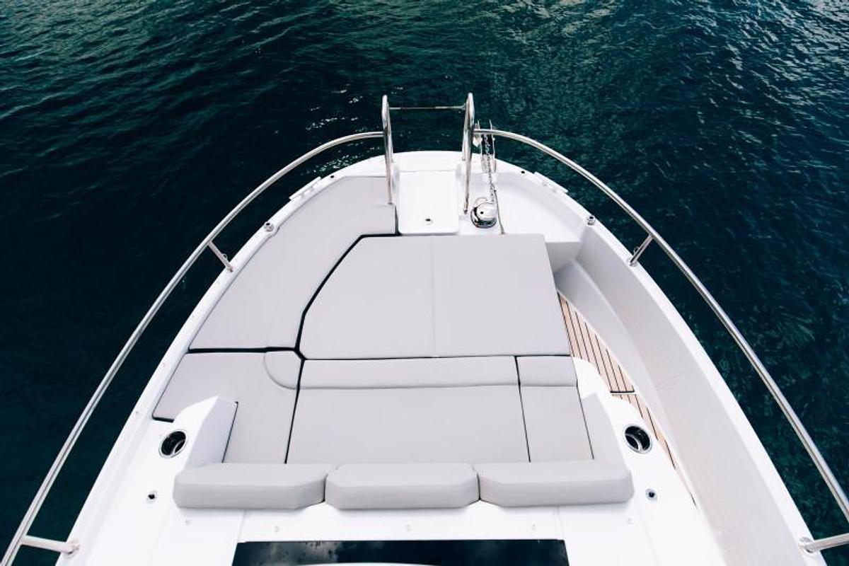 2026 Jeanneau NC 895 Sport