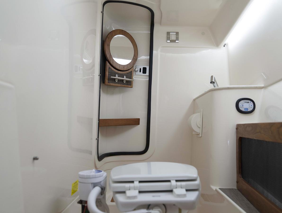 Freedom 285
28' DUAL CONSOLE