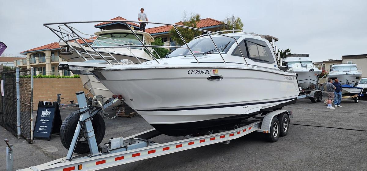 Used 2019 Cutwater C-24 Coupe OB