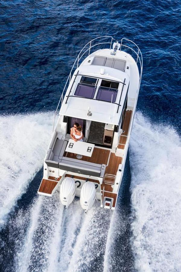 2026 Jeanneau NC 895 S2