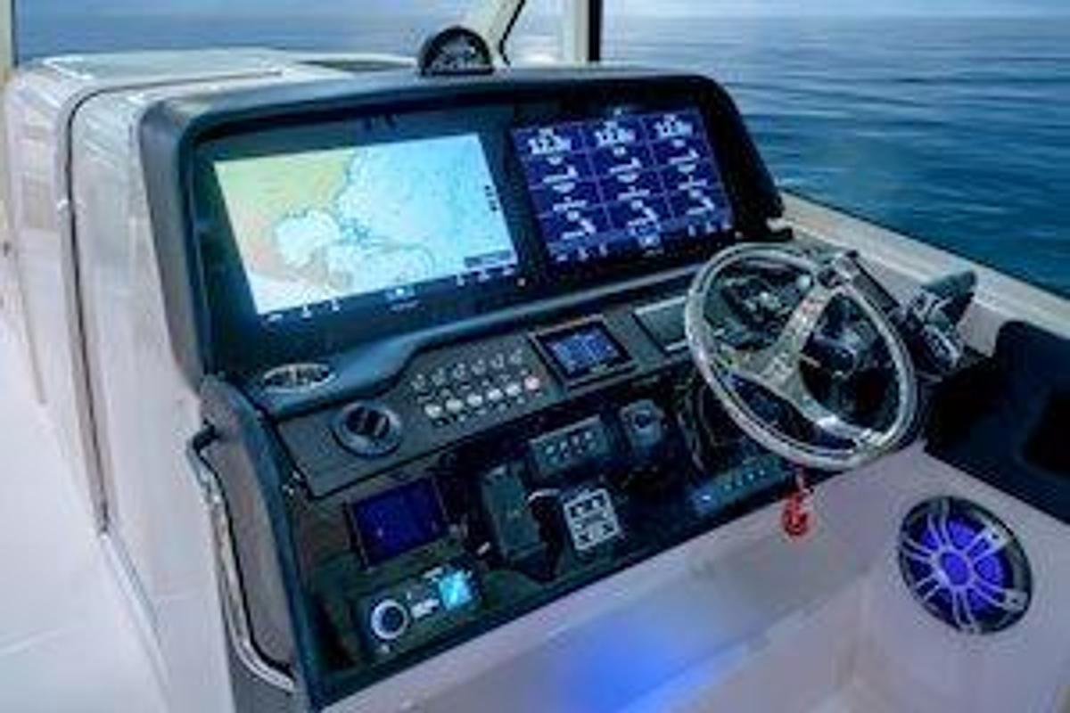 2026 Grady-White Freedom 415