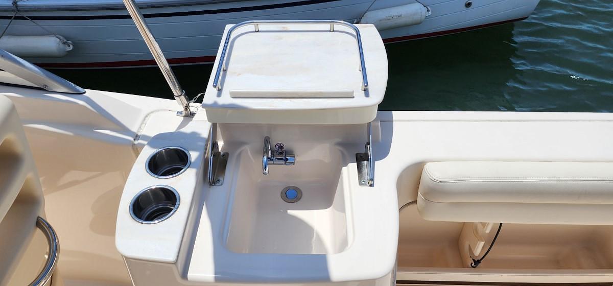 Used 2017 Grady-White Freedom 235