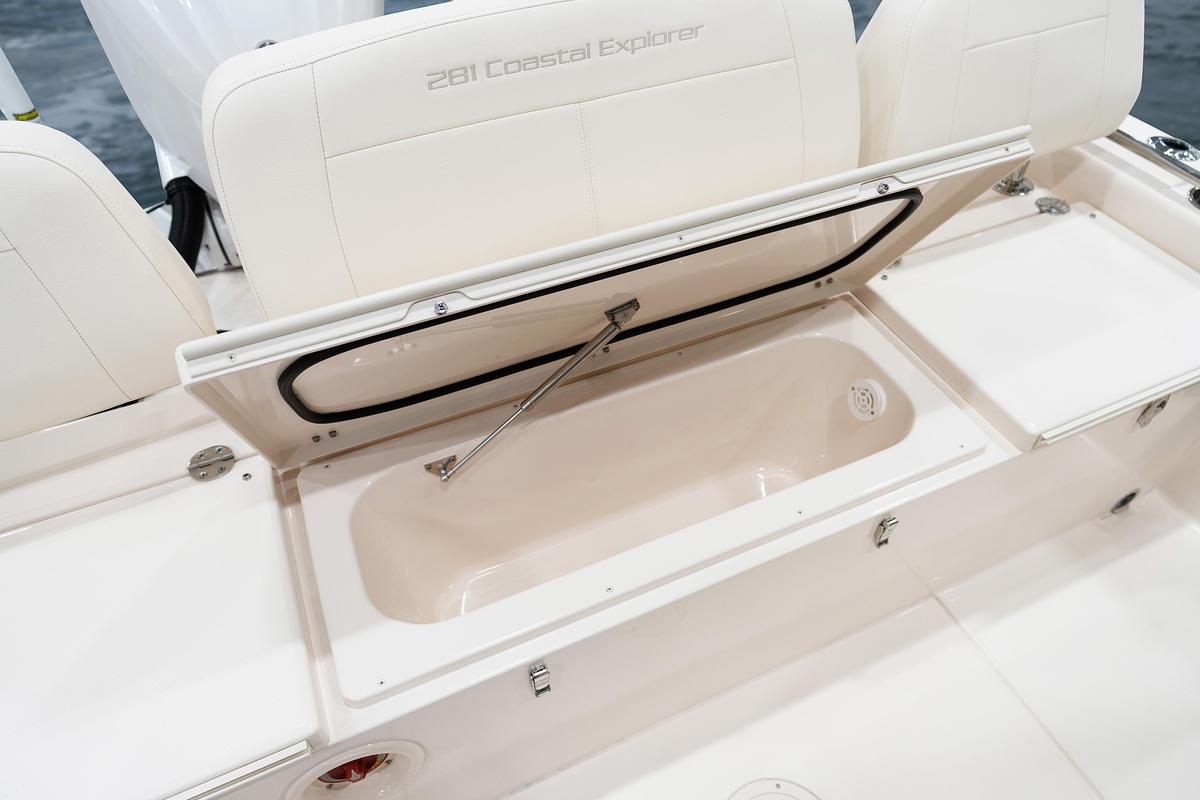 281 CE
28' COASTAL EXPLORER