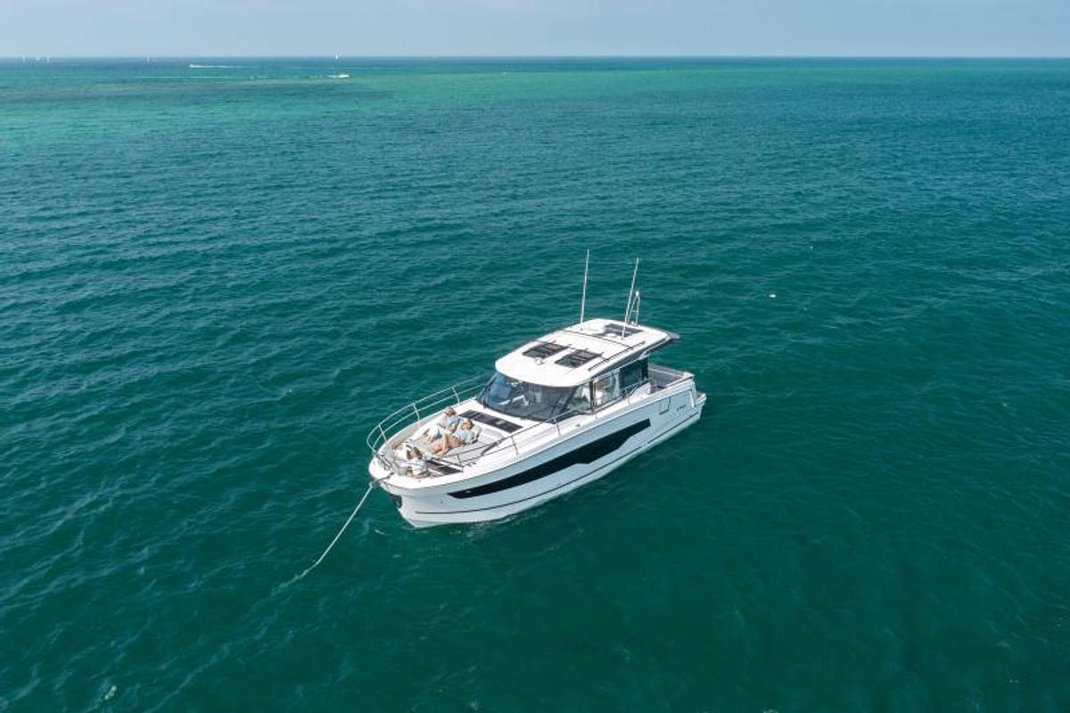 2026 Jeanneau NC 1295 Coupe