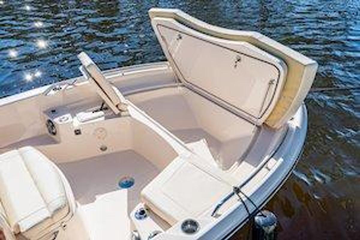 2026 Grady-White 231 CE