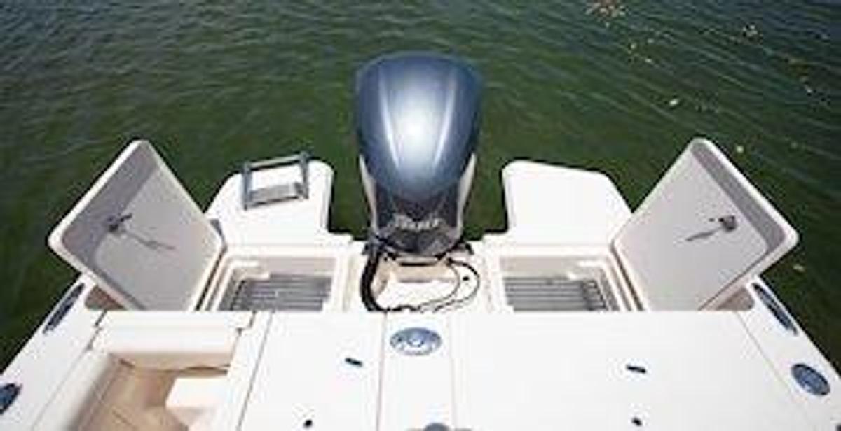 2026 Grady-White Freedom 235