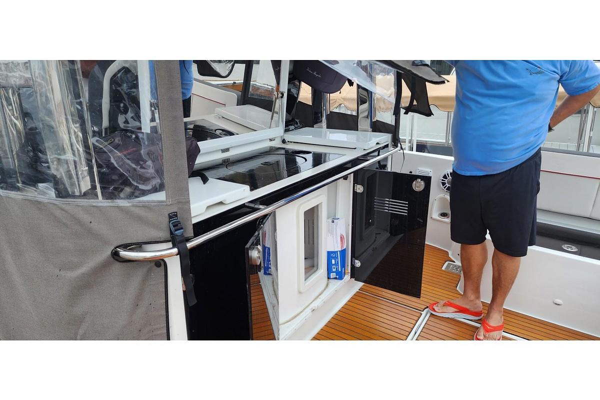 Used 2022 Jeanneau Leader 12.5 WA