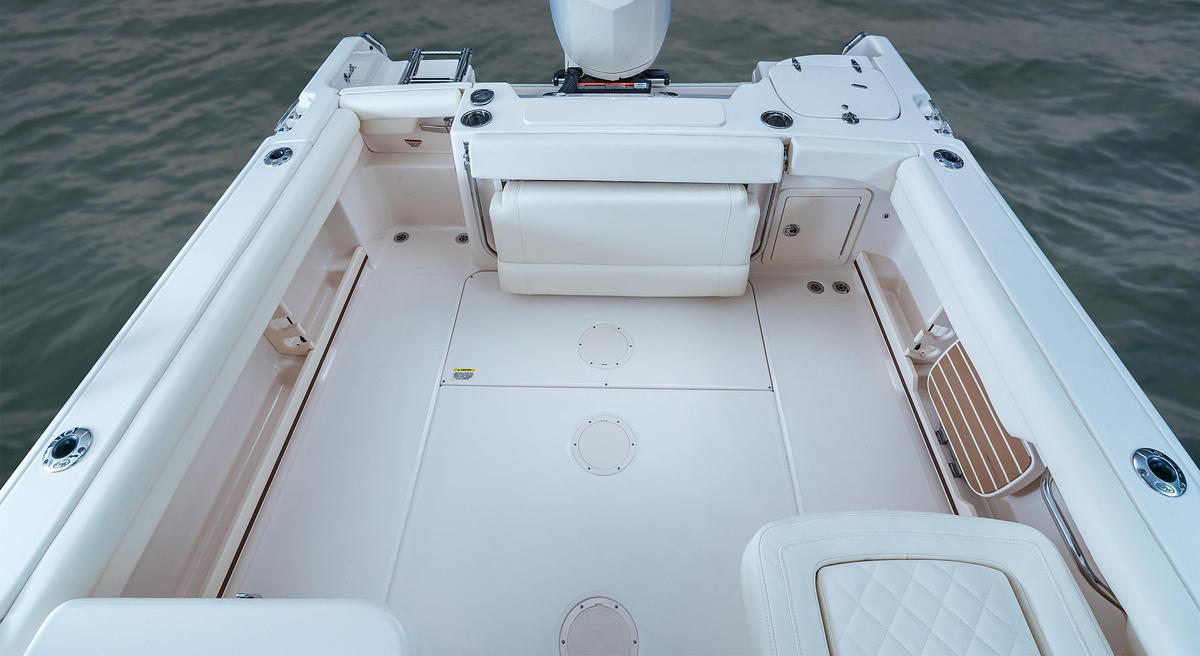 Freedom 255
25' DUAL CONSOLE