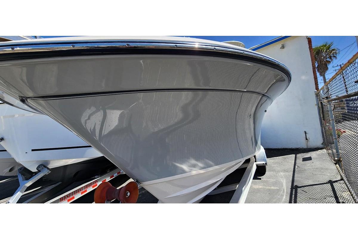 Used 2023 Grady-White Freedom 235