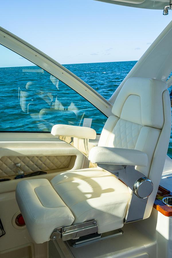 Grady-White Express 340