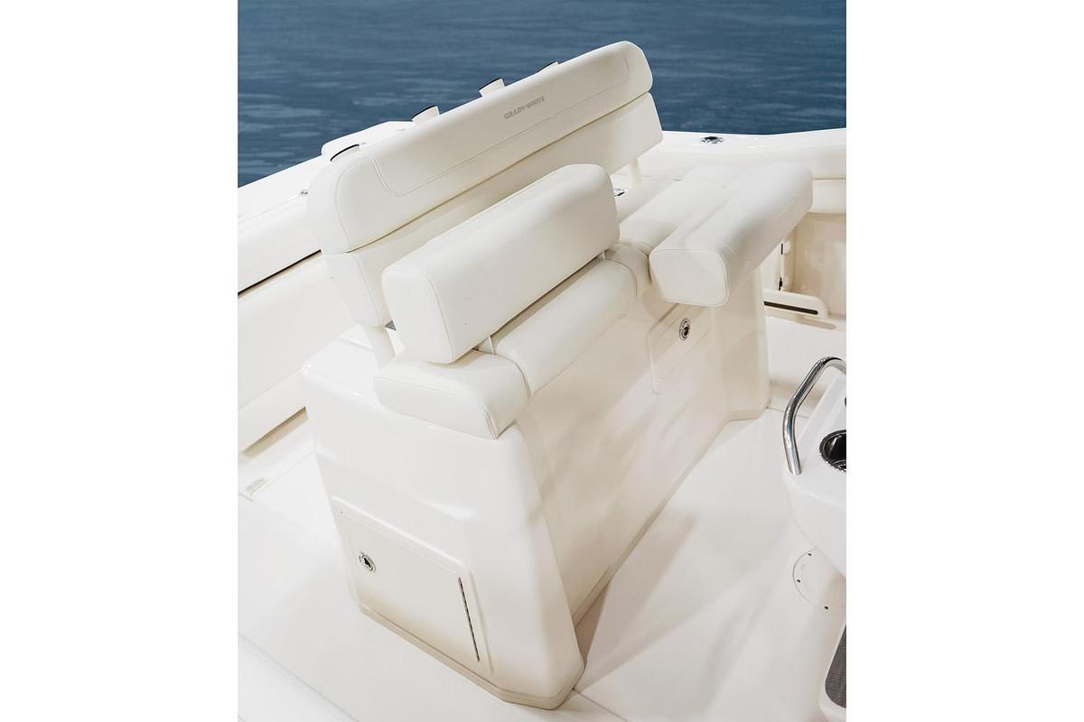 2025 Grady-White Canyon 271