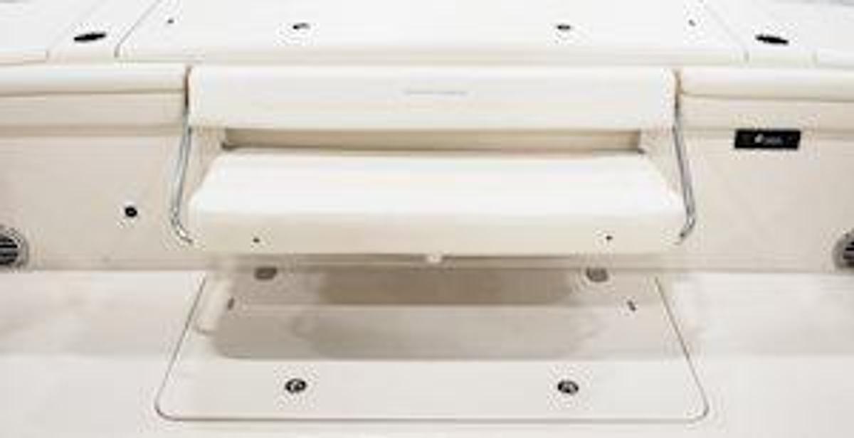 2026 Grady-White Canyon 456