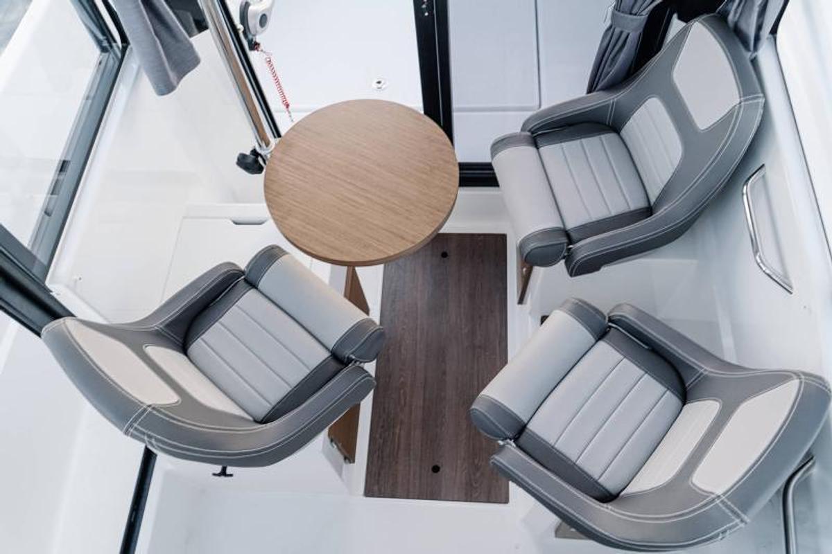 2026 Jeanneau NC 695 Sport