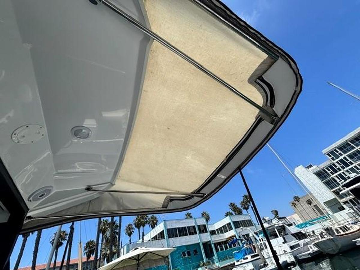 Used 2019 Jeanneau NC895 Offshore