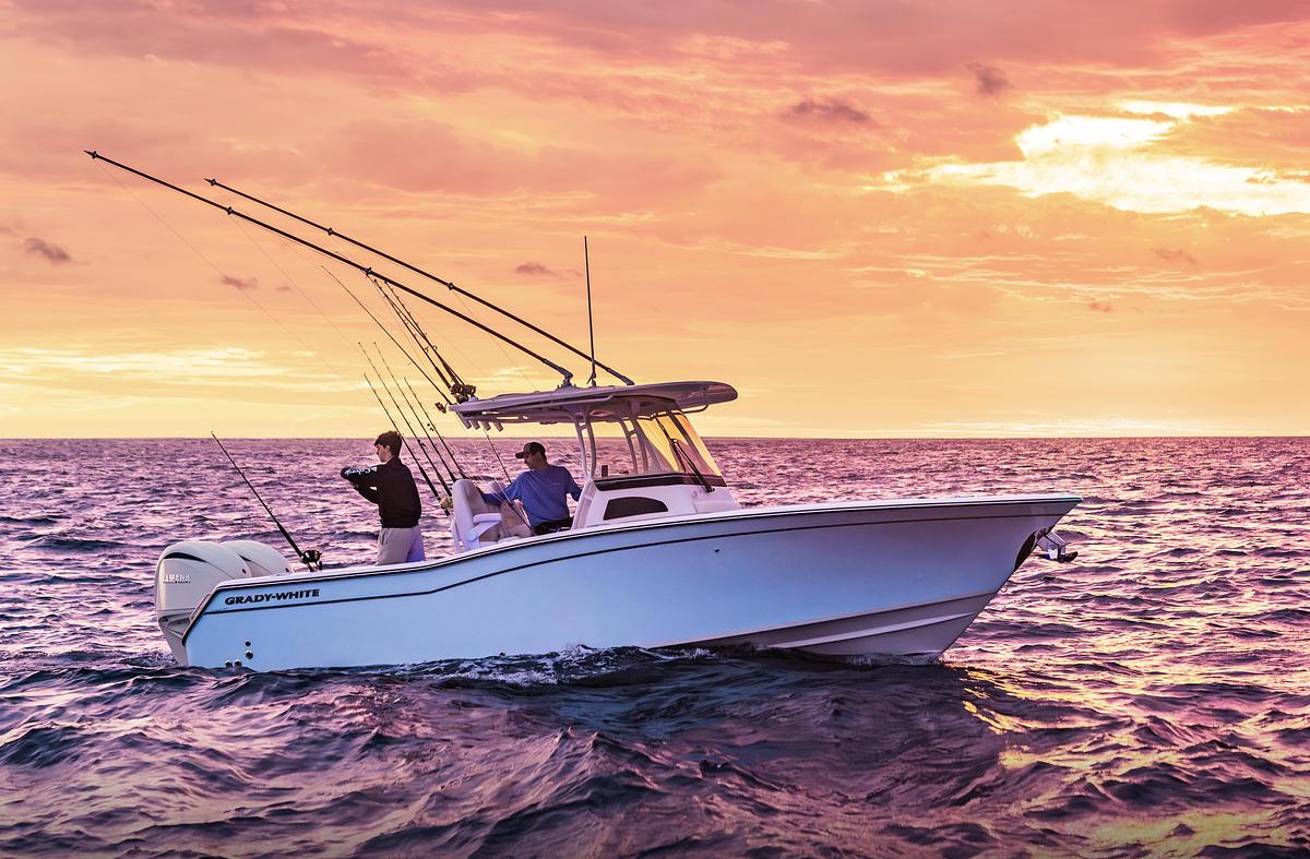 Canyon 271
27' CENTER CONSOLE