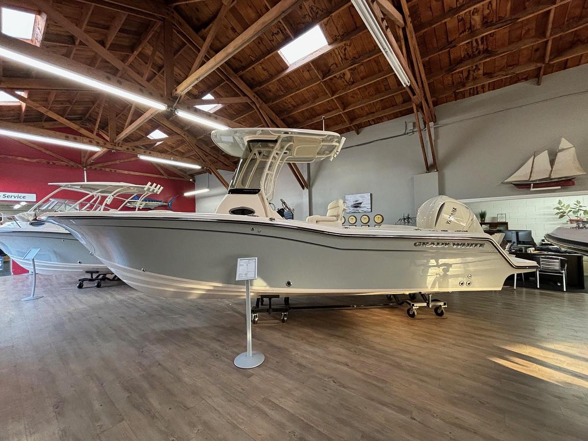 Used 2024 Grady-White Fisherman 236