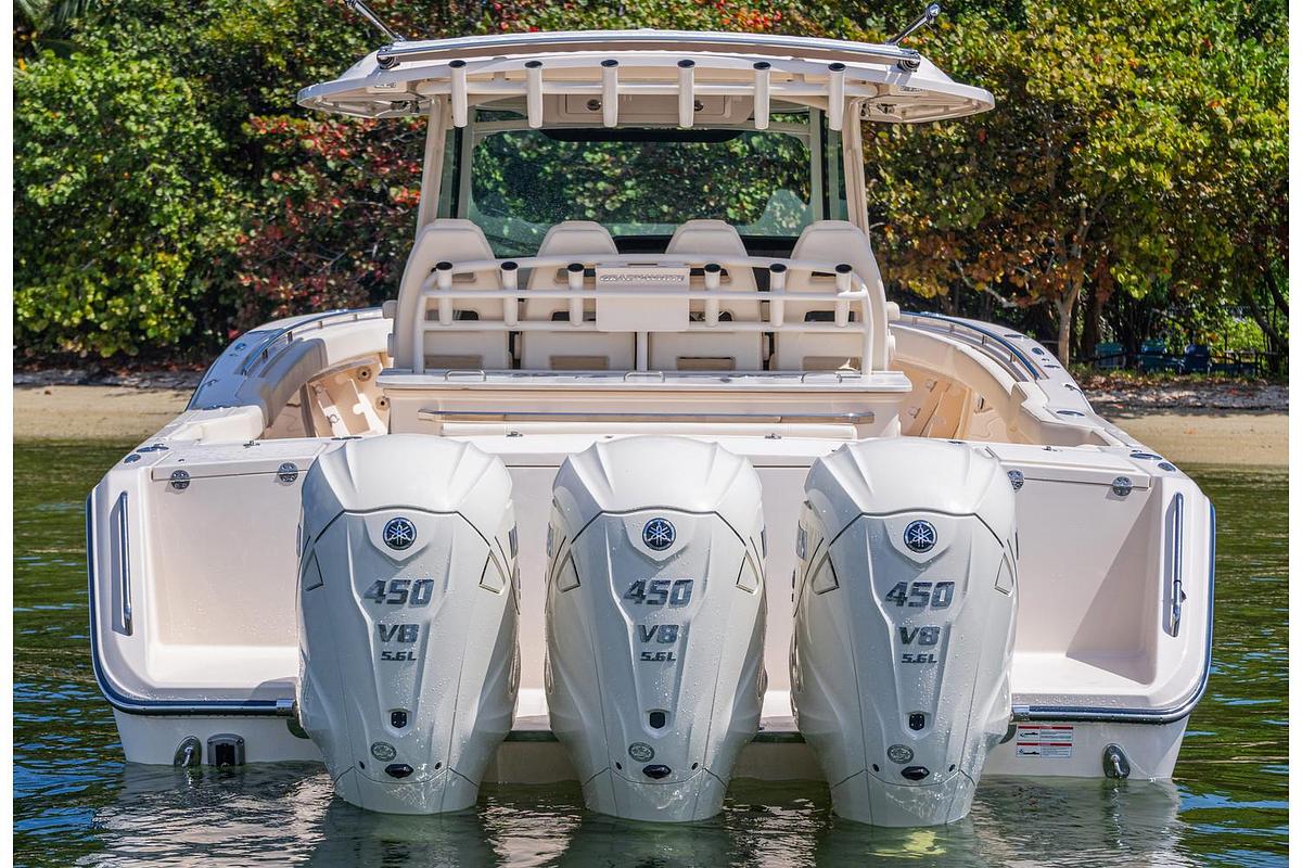 2025 Grady-White Canyon 386