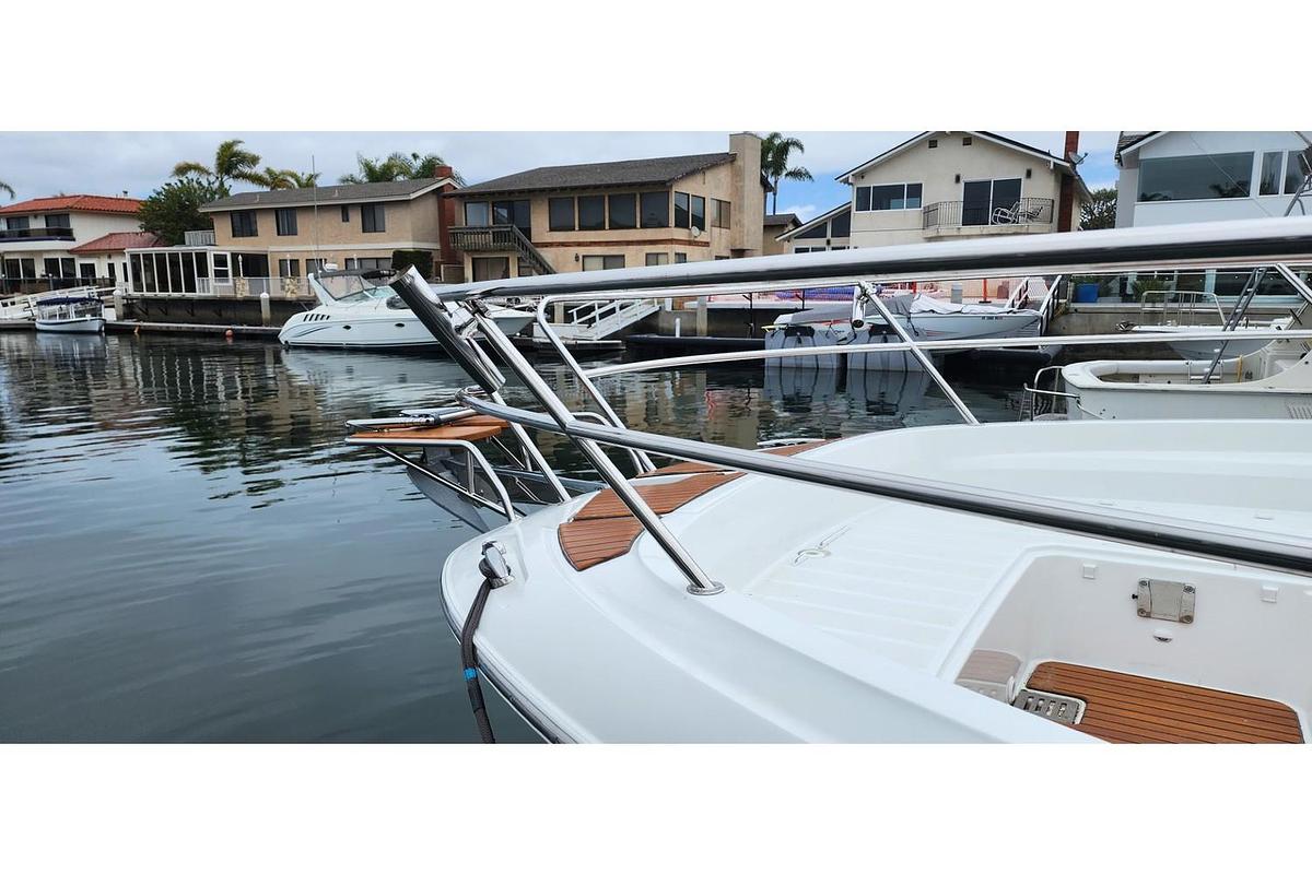 Used 2022 Jeanneau Leader 12.5 WA