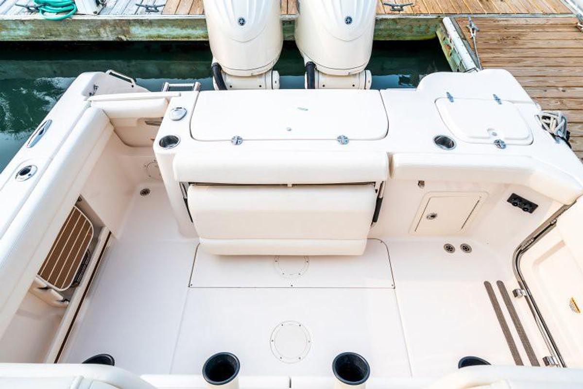 2025 Grady-White Canyon 271