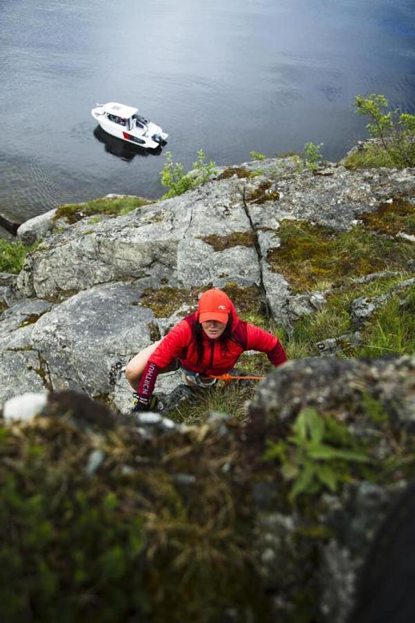 2026 Jeanneau NC 695 Sport