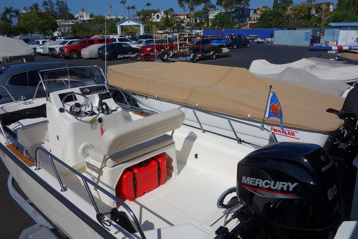Used 2023 Boston Whaler 150 Montauk