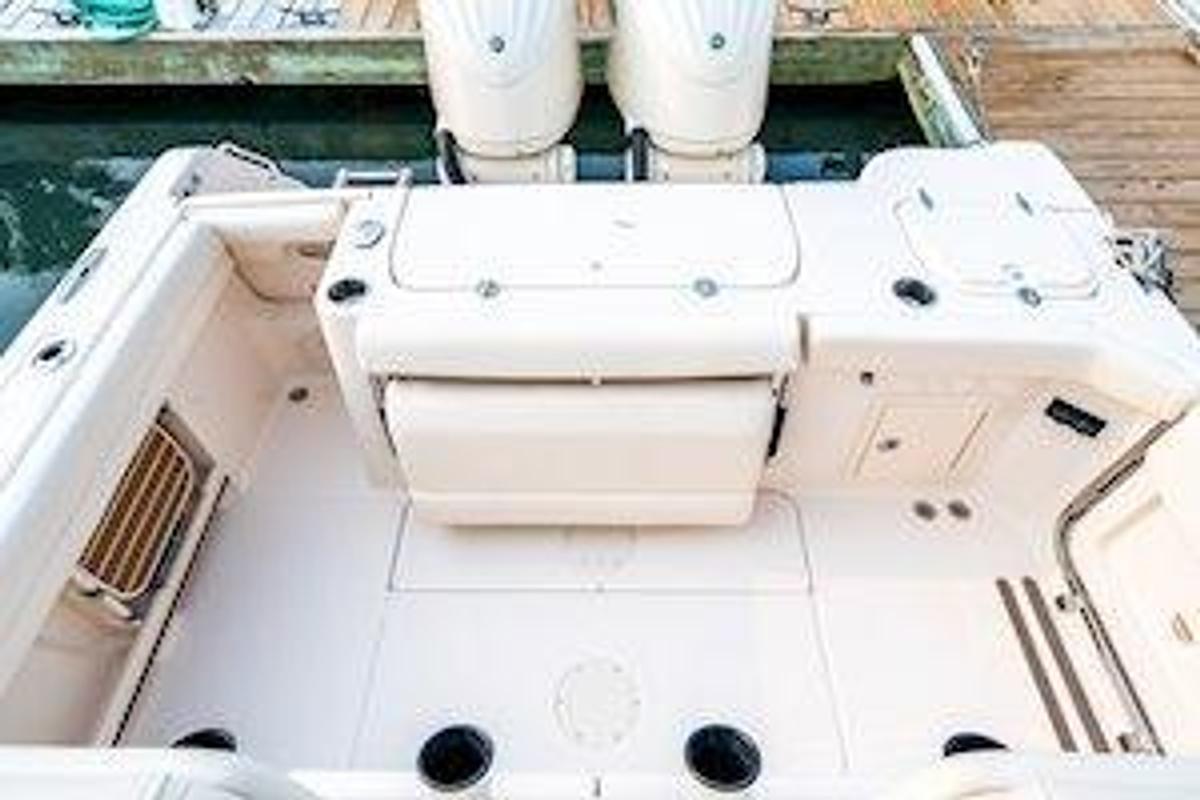 2026 Grady-White Canyon 271