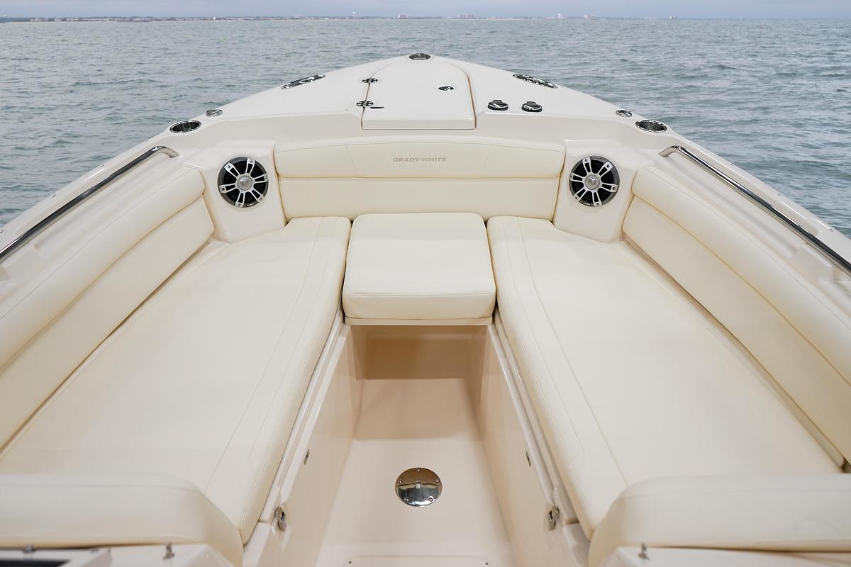 Freedom 285
28' DUAL CONSOLE