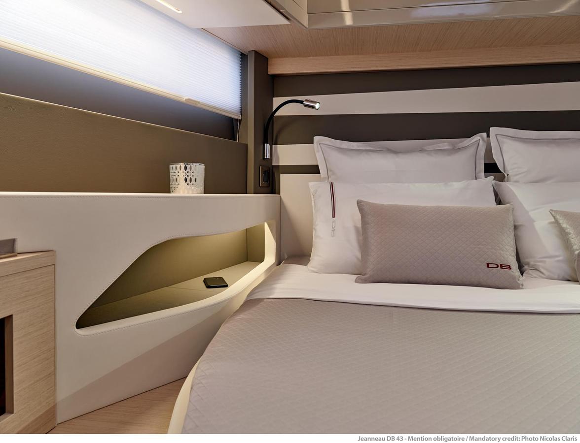 2026 Jeanneau DB/43 OB