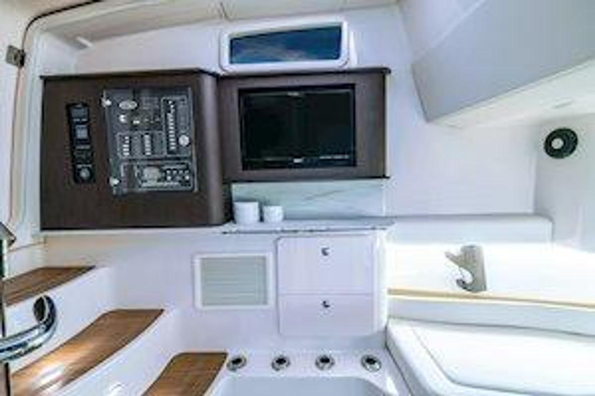 2026 Grady-White Canyon 386