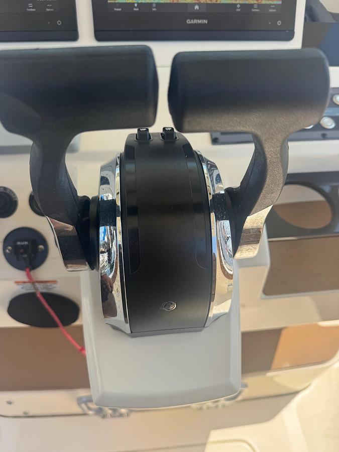 Used 2023 Scout 255 LXF