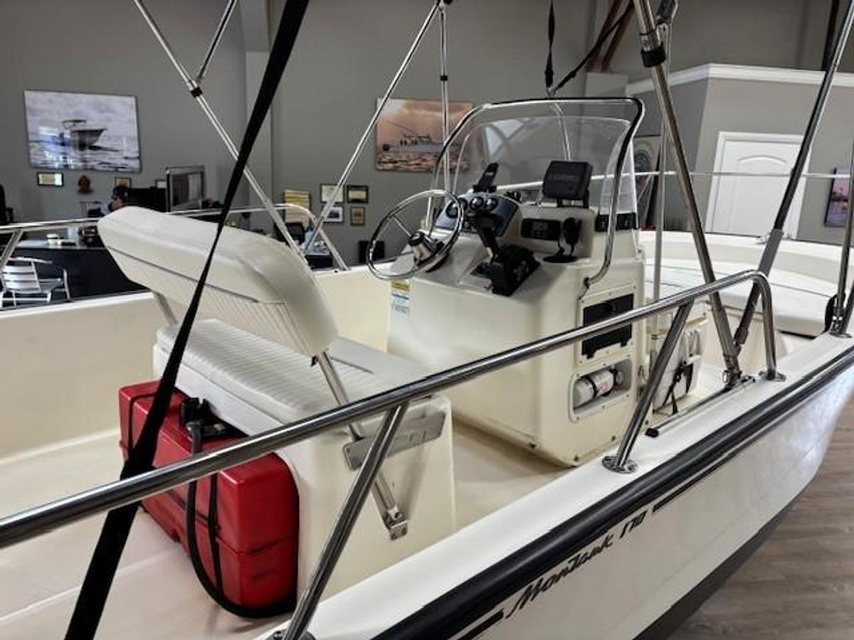 Used 2003 Boston Whaler Montauk 170