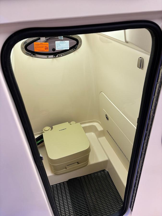 Used 2024 Grady-White Fisherman 236