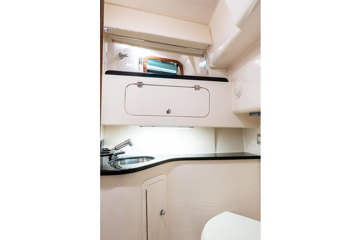 2025 Grady-White Express 330