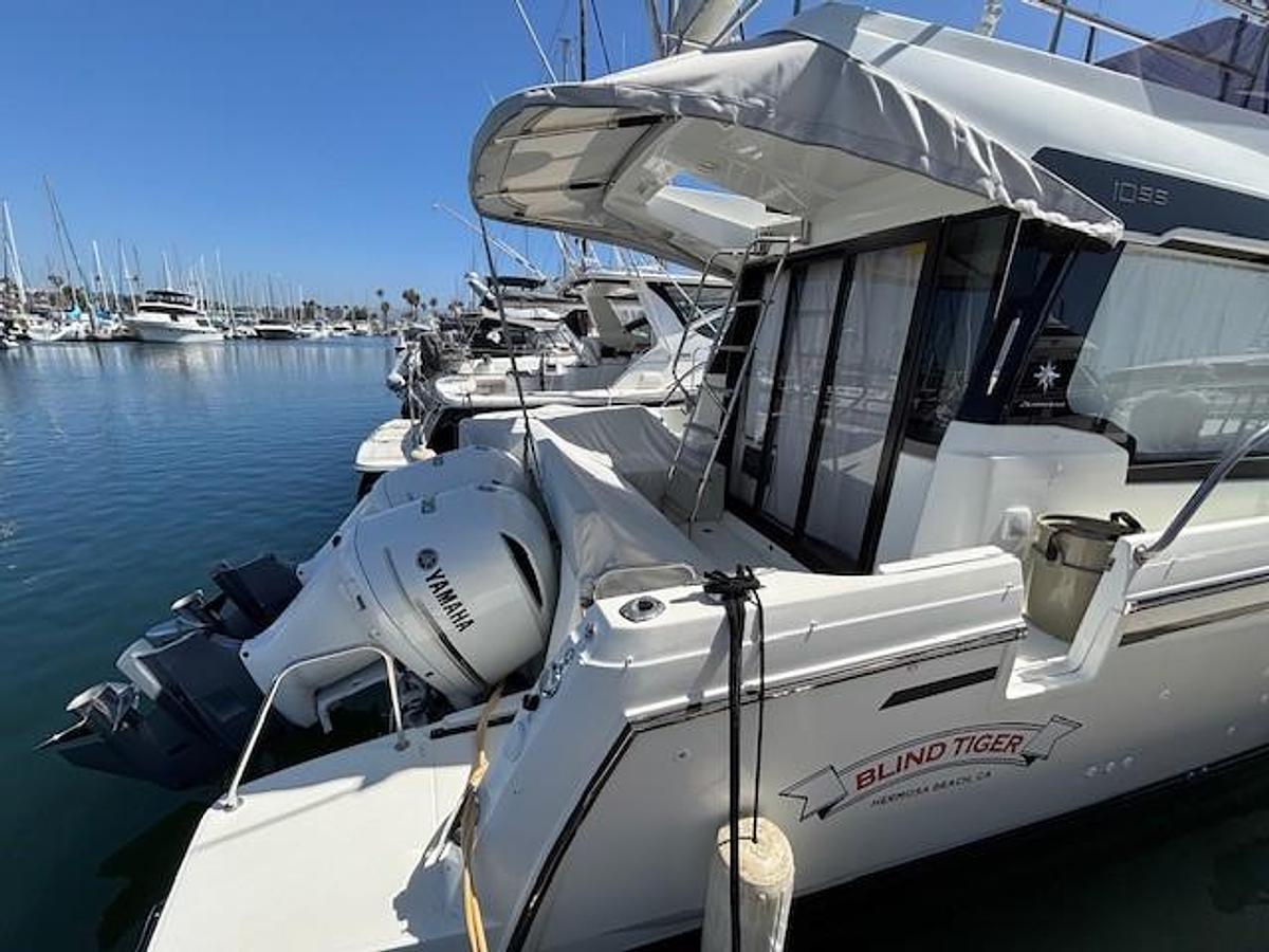 Used 2020 Jeanneau NC 1095 Fly