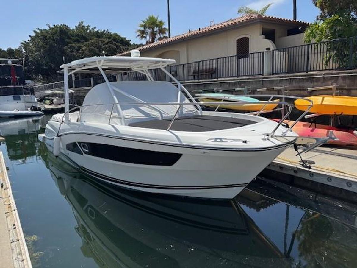Used Jeanneau Leader 9.0 WA