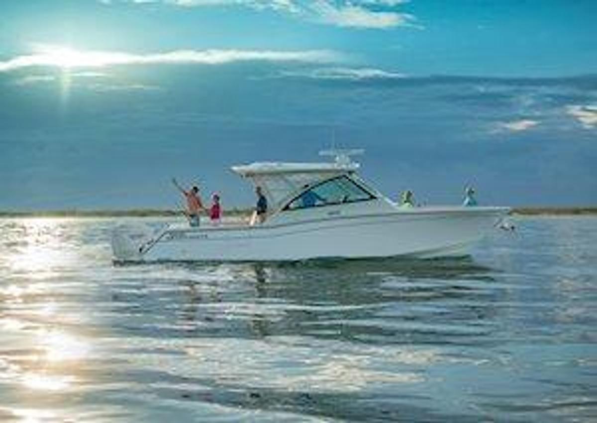 2026 Grady-White Freedom 375