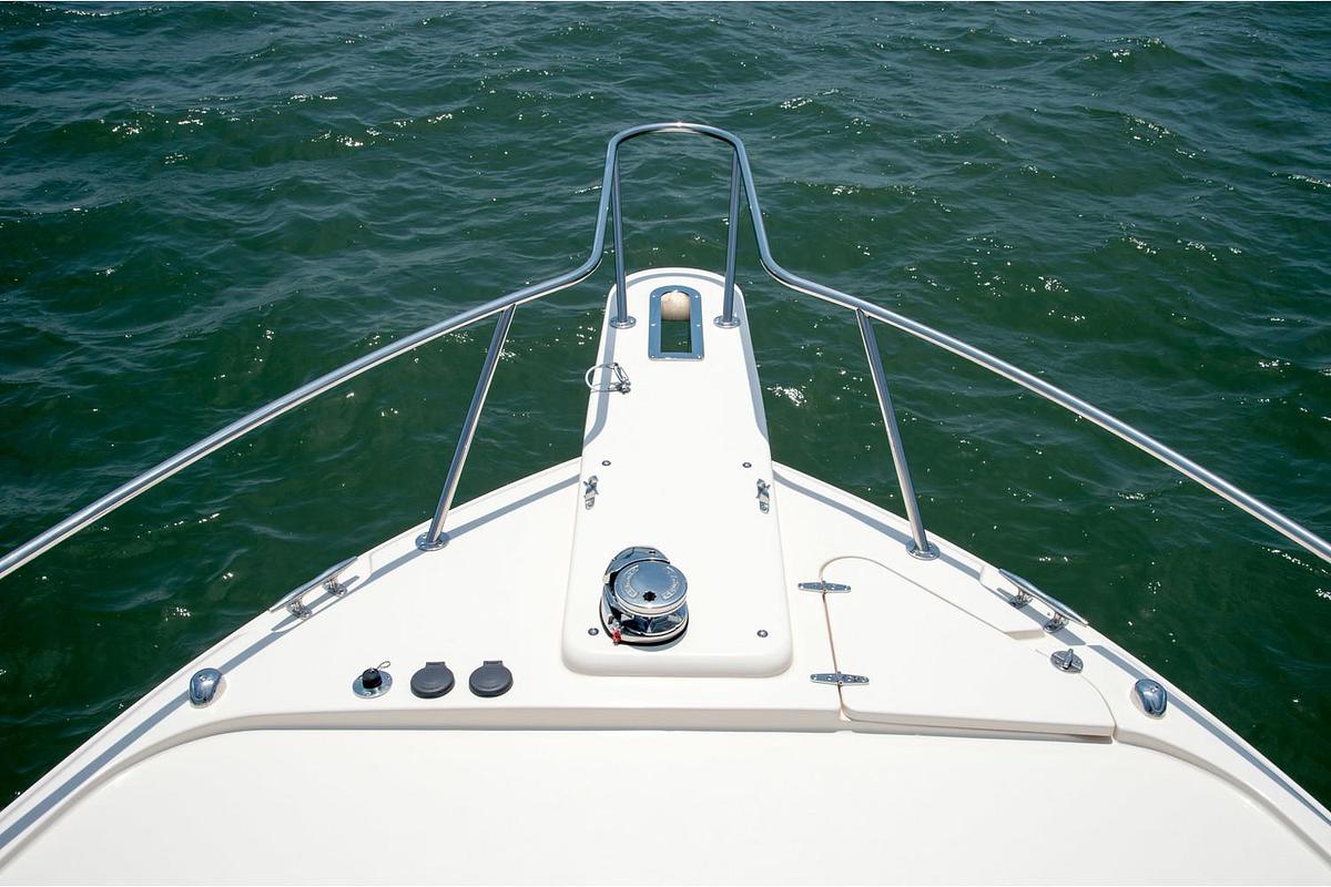 2025 Grady-White Express 330