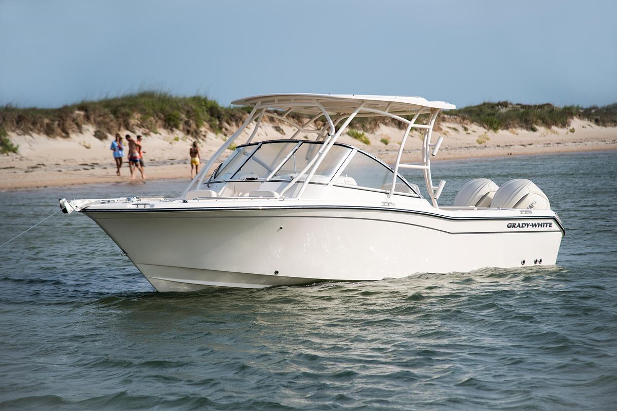 Freedom 255
25' DUAL CONSOLE
