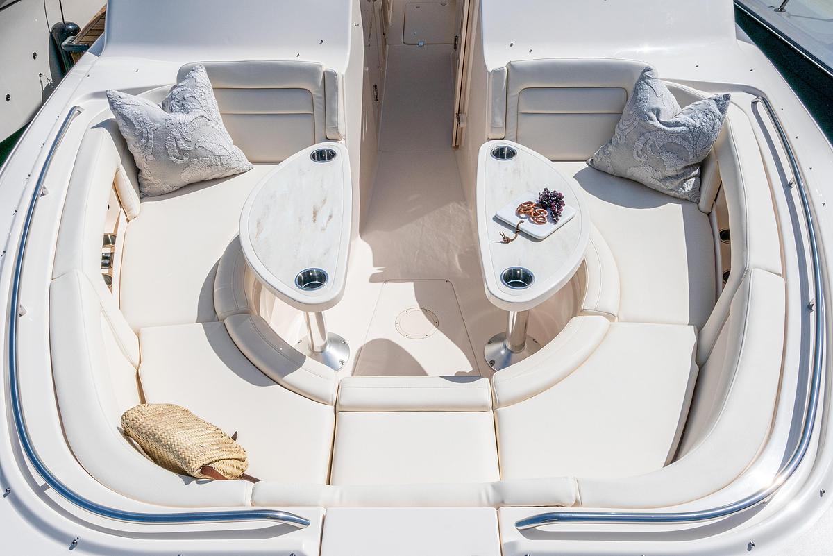 Freedom 375  37' DUAL CONSOLE