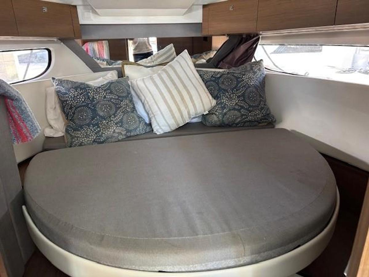 Used 2020 Jeanneau NC 1095 Fly