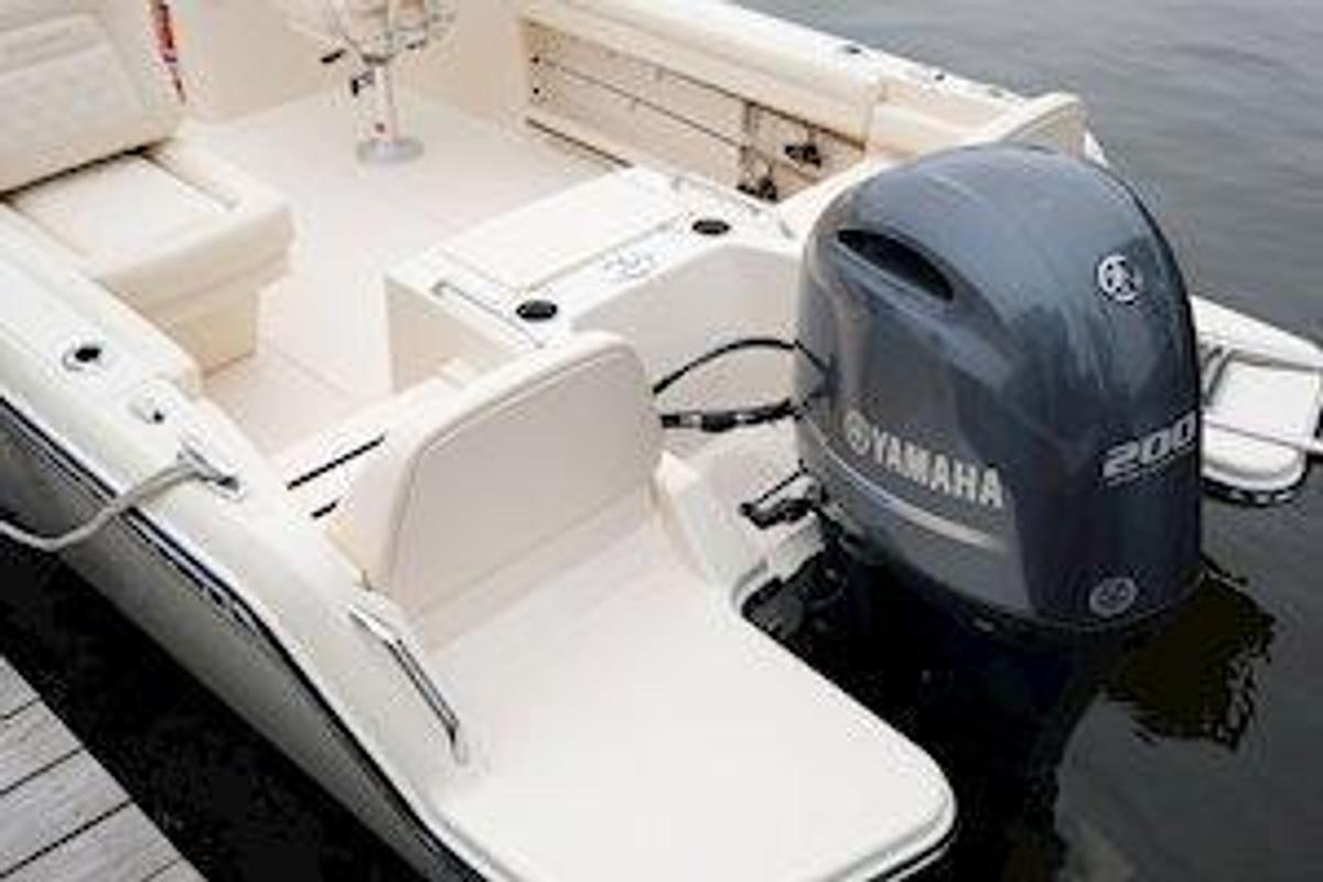 2026 Grady-White Freedom 215