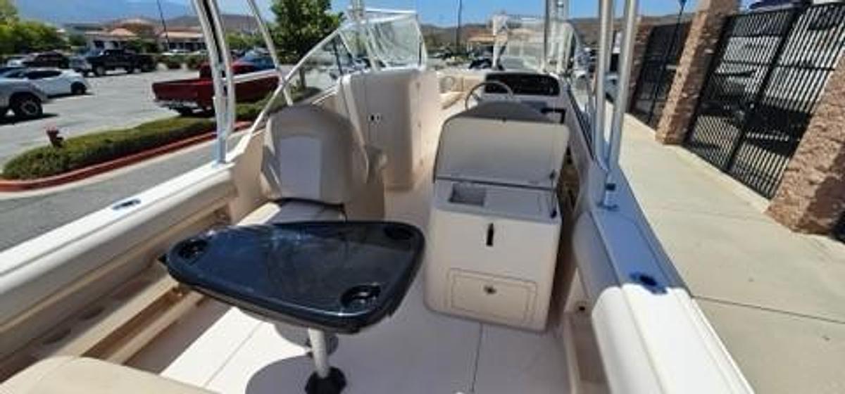Used 2011 Grady-White Freedom 275