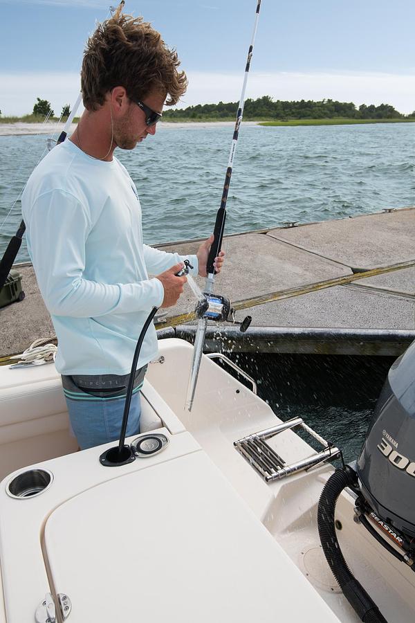 Canyon 271
27' CENTER CONSOLE