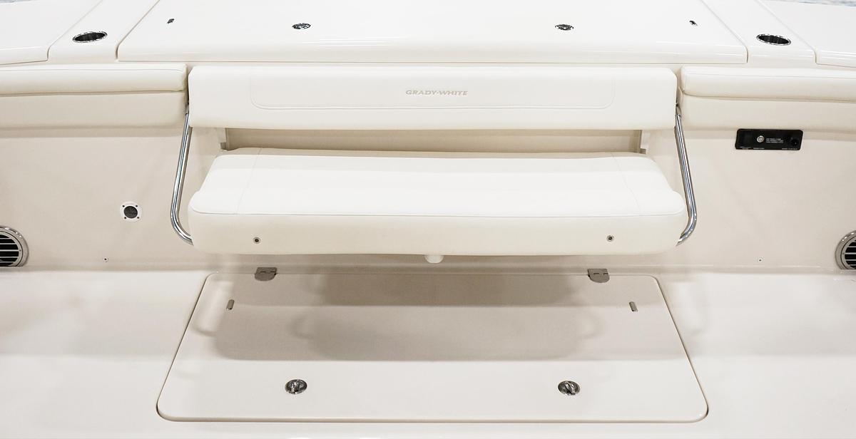 Canyon 456
45' CENTER CONSOLE