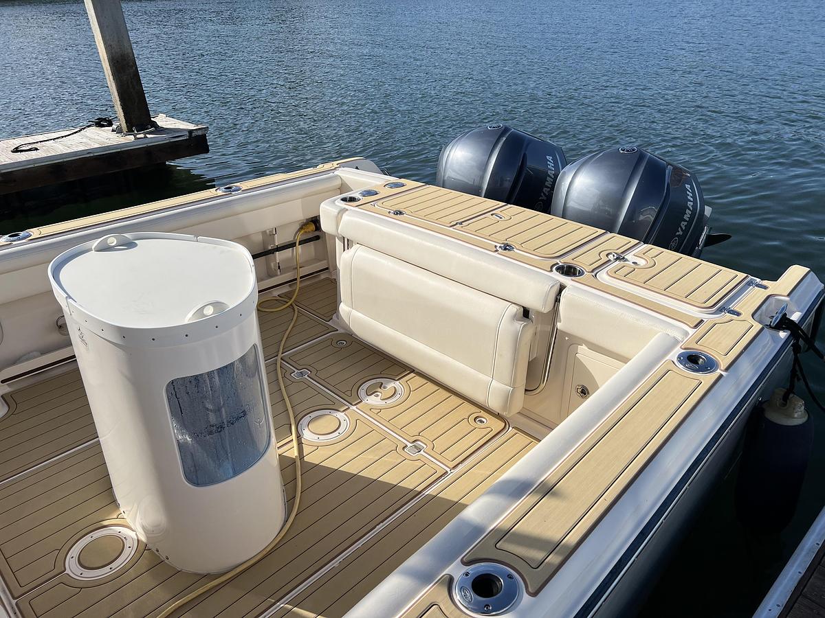 Used 2021 Grady-White Marlin 300