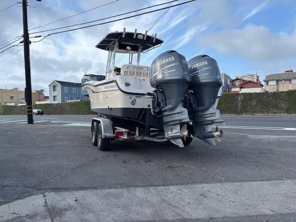 Used 2005 Grady-White 257 Advance