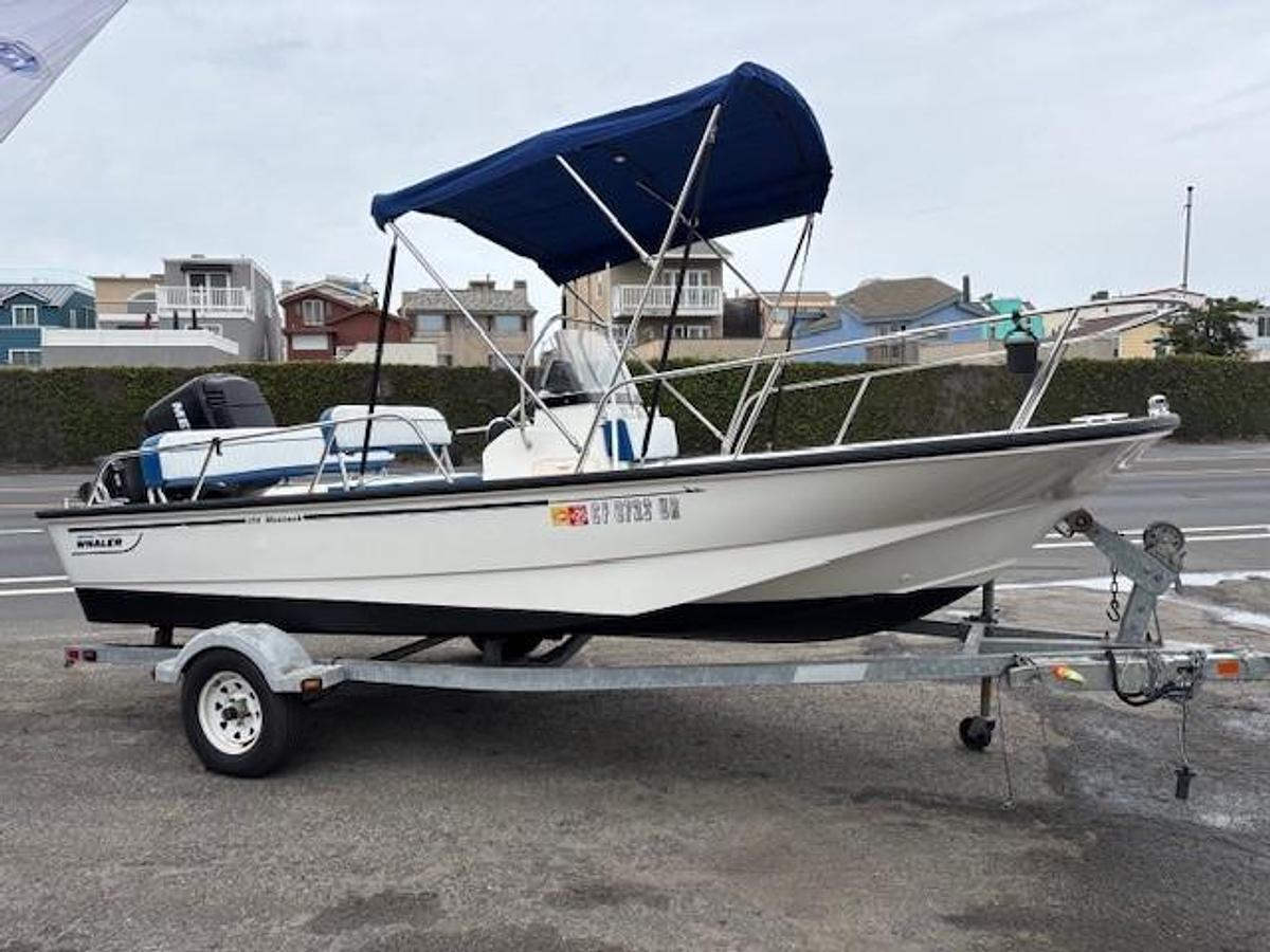 Used 2005 Boston Whaler Montauk 170